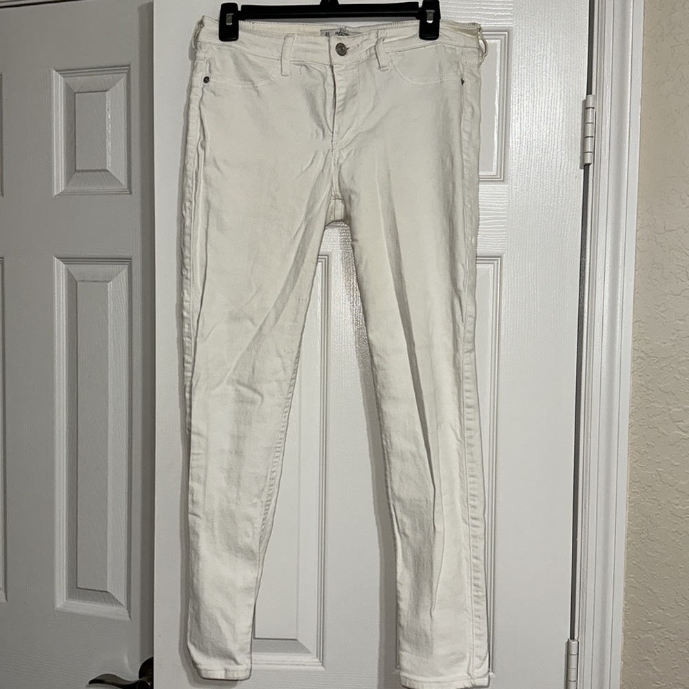 White Abercrombie Jeans